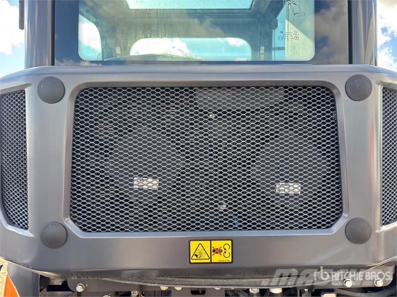 Develon DX35Z-7 Mini bagri <7t