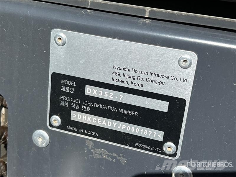 Develon DX35Z-7 Mini ekskavatori < 7 t