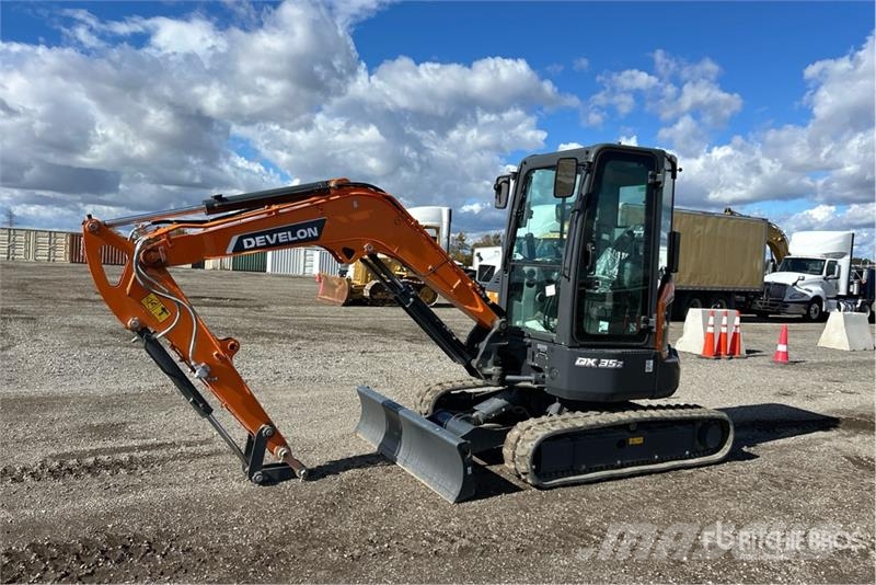 Develon DX35Z-7 Mini ekskavatori < 7 t