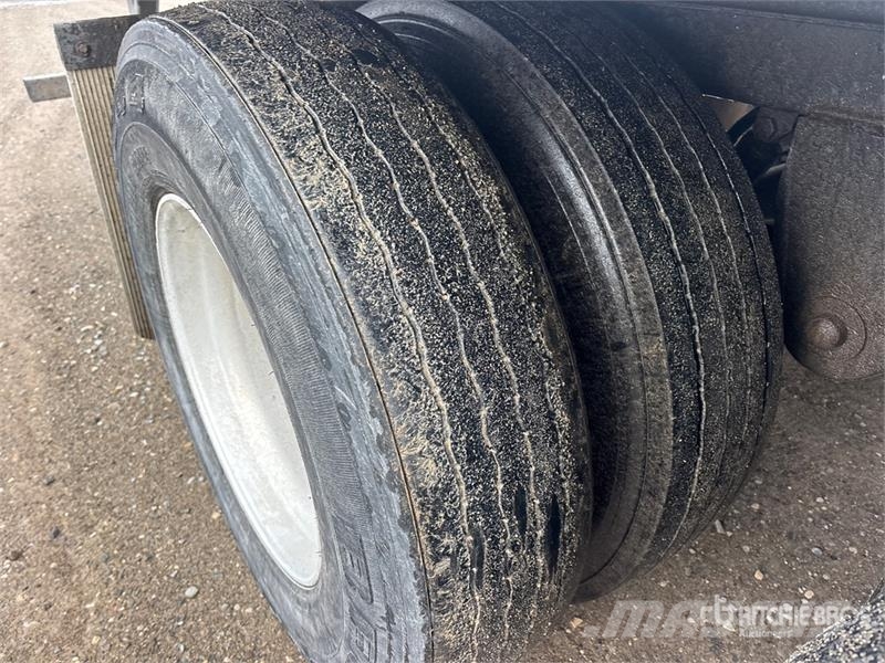 DI-MOND 53 ft x 102 in T/A Van Trailer Kapali kasa treylerler