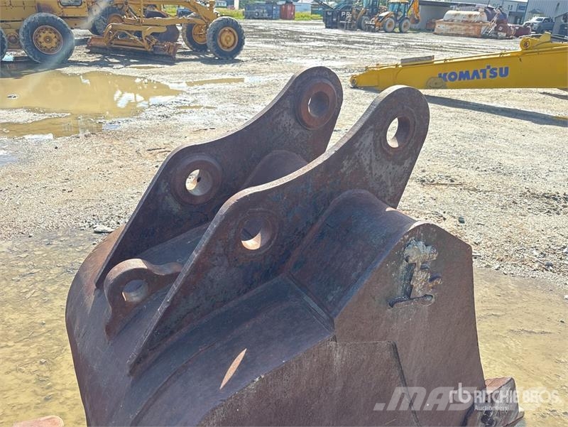 Digging 40 in Excavator Bucket Kanalak