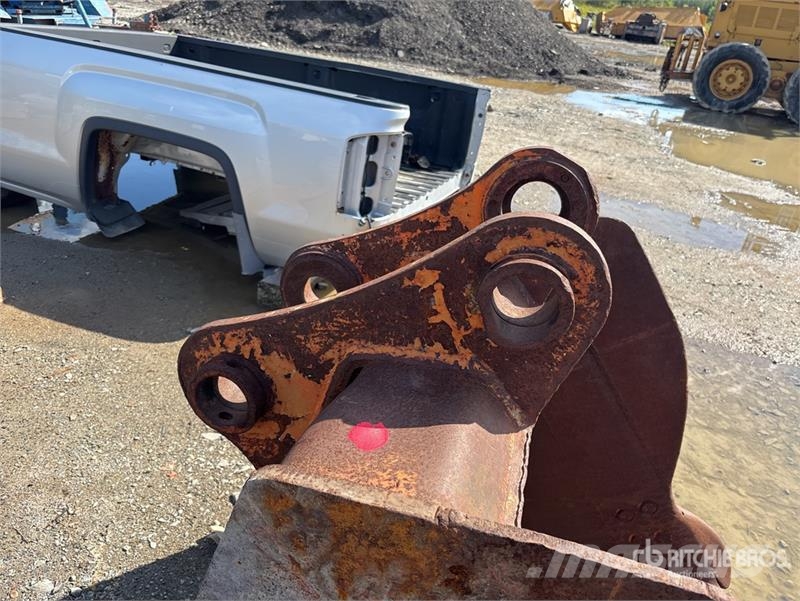 Digging 40 in Excavator Bucket Kanalak