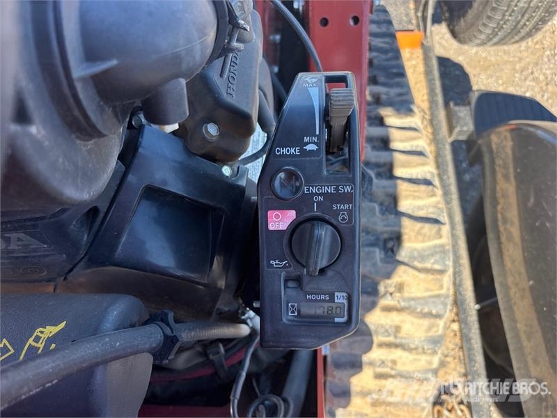 Ditch Witch C24X Pinnaselõikurid