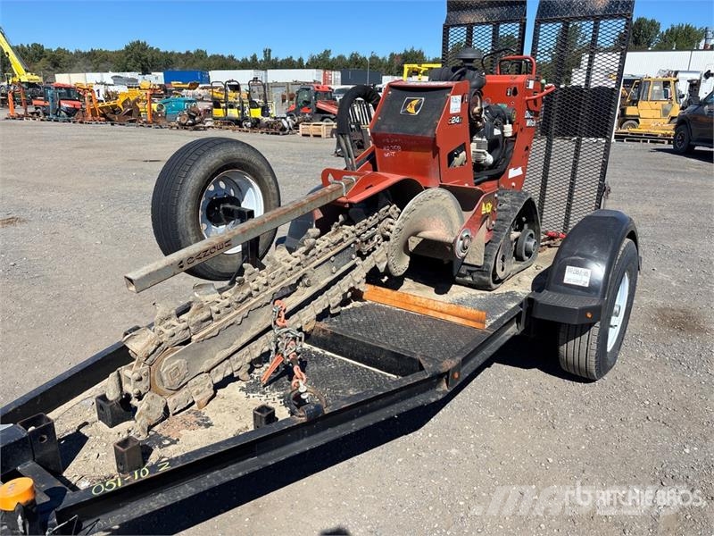 Ditch Witch C24X Freze za kopanje jarkov Trenčerji