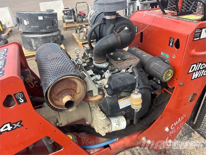 Ditch Witch C24X Scavafossi