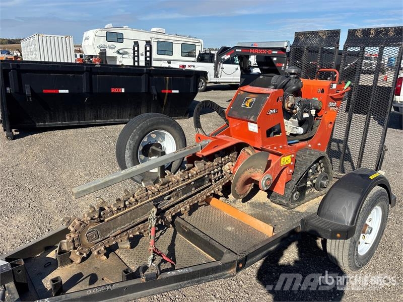 Ditch Witch C24X ماكينات حفر خنادق