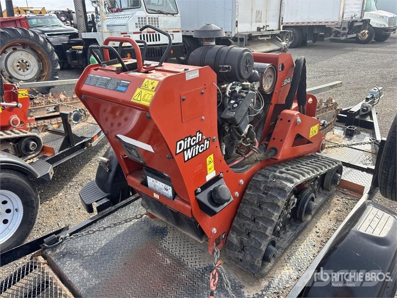 Ditch Witch C24X Sleuvengravers