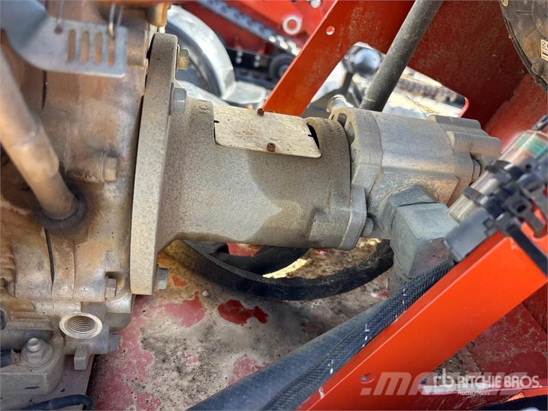 Ditch Witch C24X Freze za kopanje jarkov Trenčerji