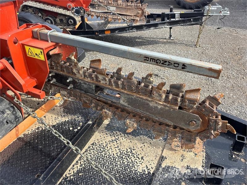 Ditch Witch C24X Sleuvengravers