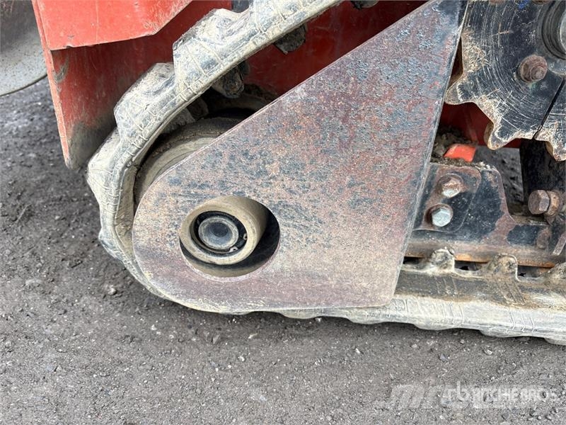 Ditch Witch C24X Pinnaselõikurid