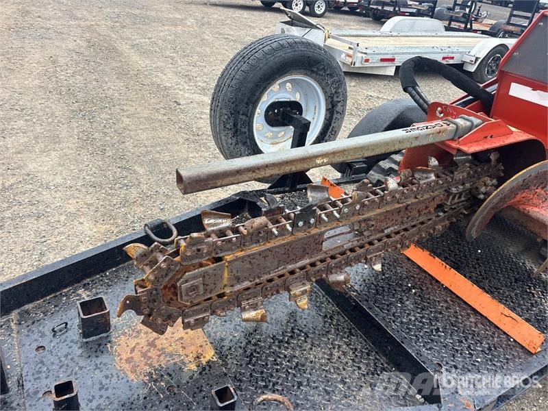 Ditch Witch C24X ماكينات حفر خنادق