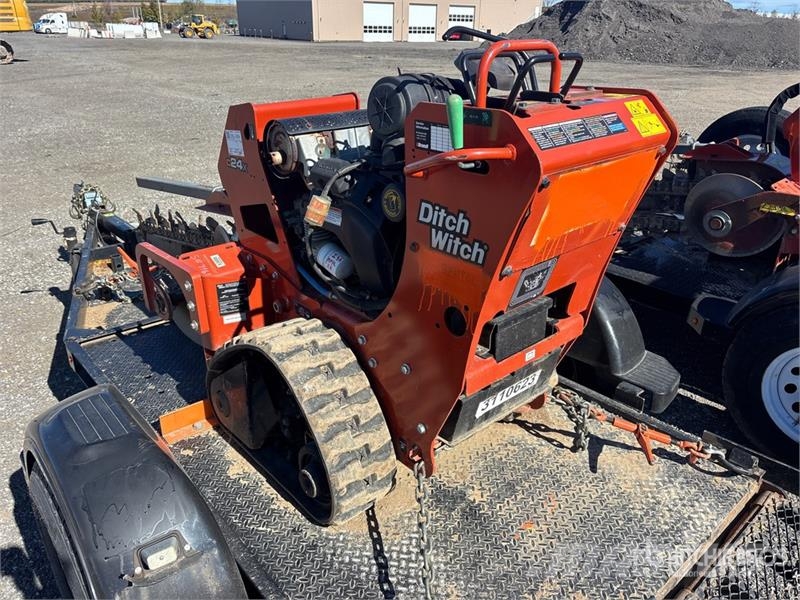 Ditch Witch C24X Pinnaselõikurid