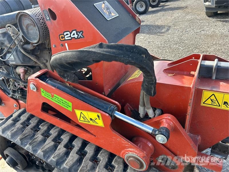 Ditch Witch C24X Grabenfräse