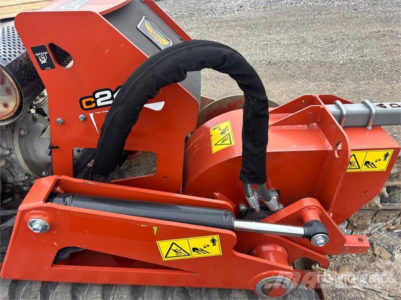 Ditch Witch C24X Rovokopači freze za kanale Trenčeri