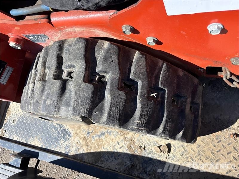 Ditch Witch C24X Freze za kopanje jarkov Trenčerji