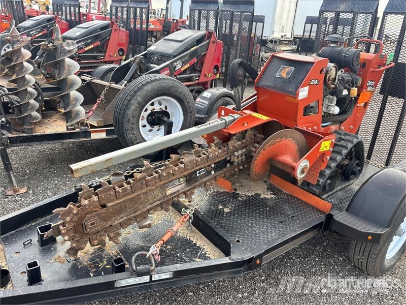 Ditch Witch C24X Sleuvengravers