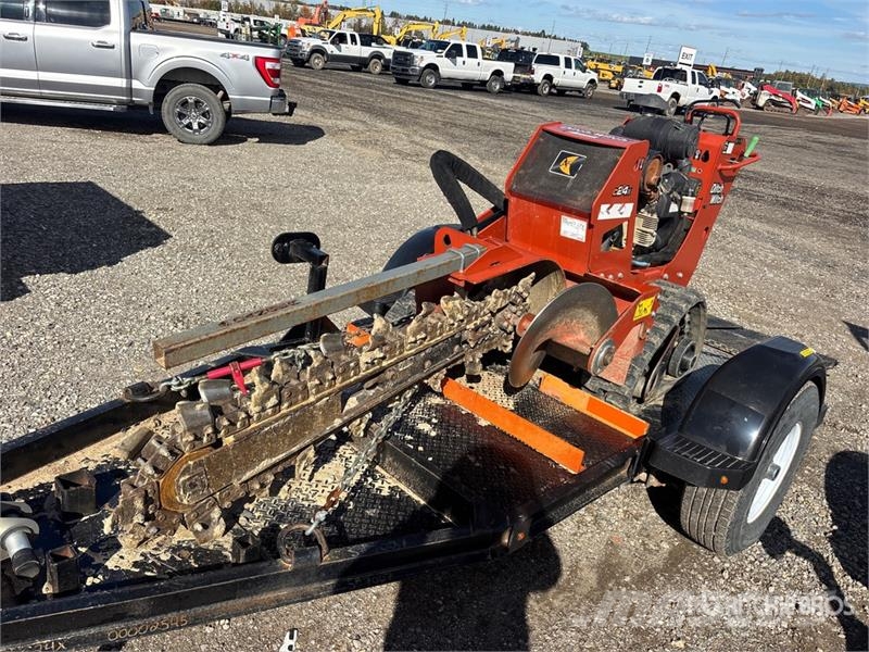 Ditch Witch C24X Freze za kopanje jarkov Trenčerji