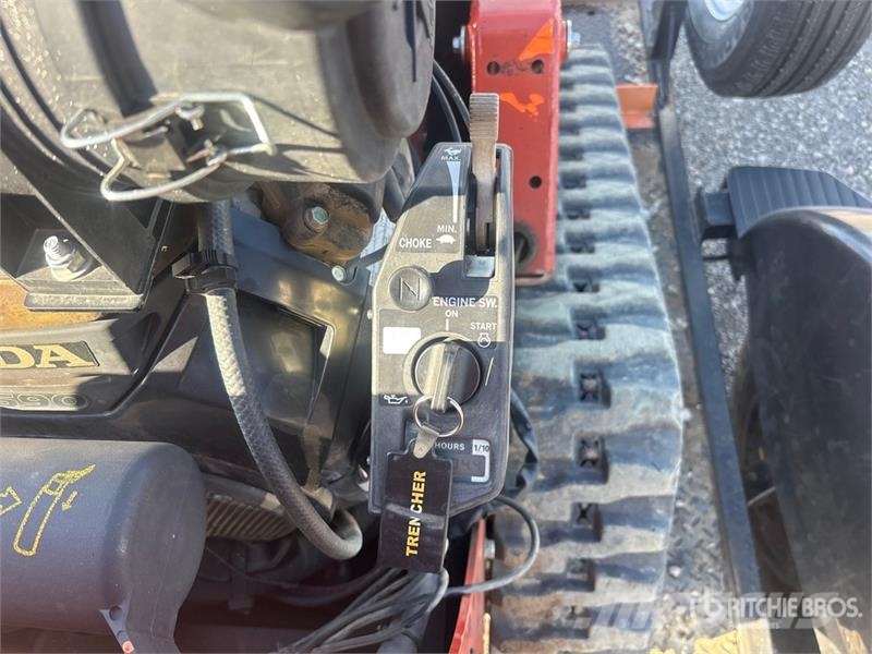 Ditch Witch C24X Scavafossi