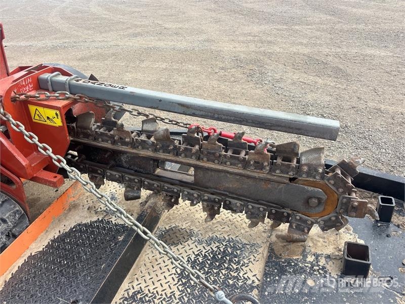 Ditch Witch C24X Scavafossi