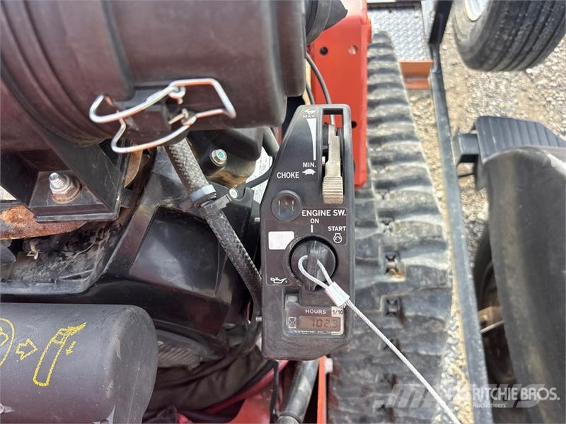 Ditch Witch C24X Sleuvengravers