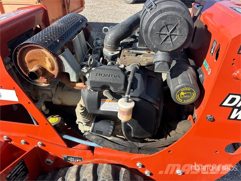 Ditch Witch C24X Freze za kopanje jarkov Trenčerji