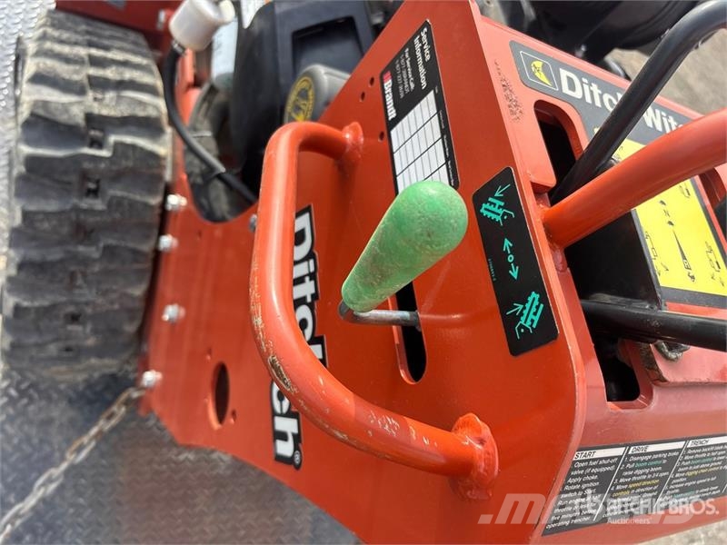 Ditch Witch C24X Sleuvengravers