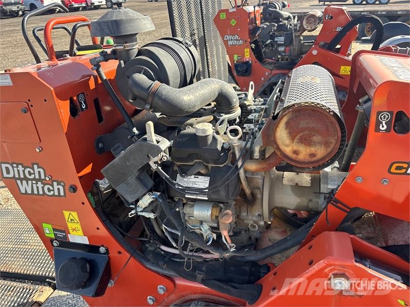 Ditch Witch C24X Freze za kopanje jarkov Trenčerji