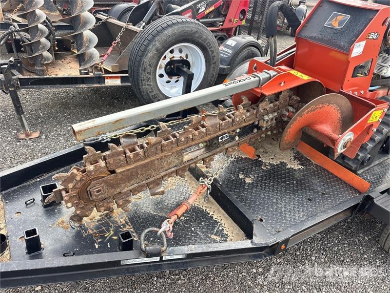 Ditch Witch C24X Sleuvengravers