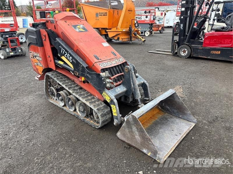 Ditch Witch SK752 Krautuvai su šoniniu pasukimu