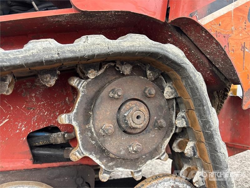 Ditch Witch SK752 Krautuvai su šoniniu pasukimu