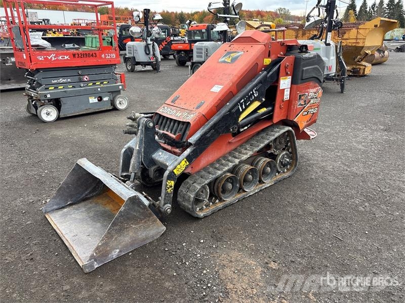 Ditch Witch SK752 Krautuvai su šoniniu pasukimu
