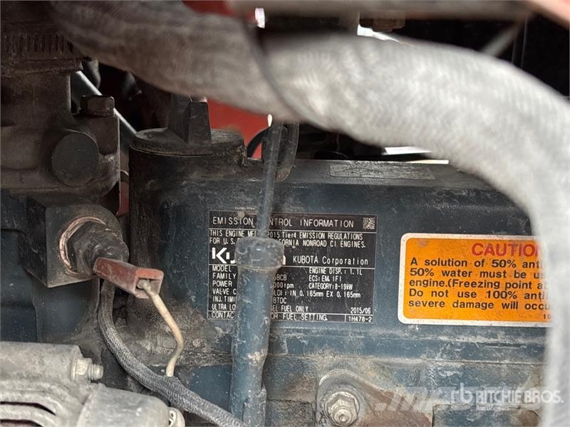 Ditch Witch SK752 Krautuvai su šoniniu pasukimu
