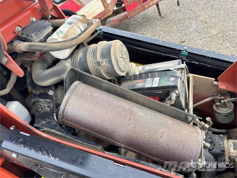 Ditch Witch SK800 Mini Compact Track Loader Kompaktlader