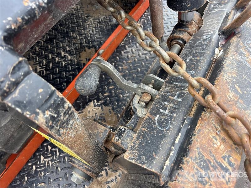 Ditch Witch SK800 Mini Compact Track Loader Kompaktlader