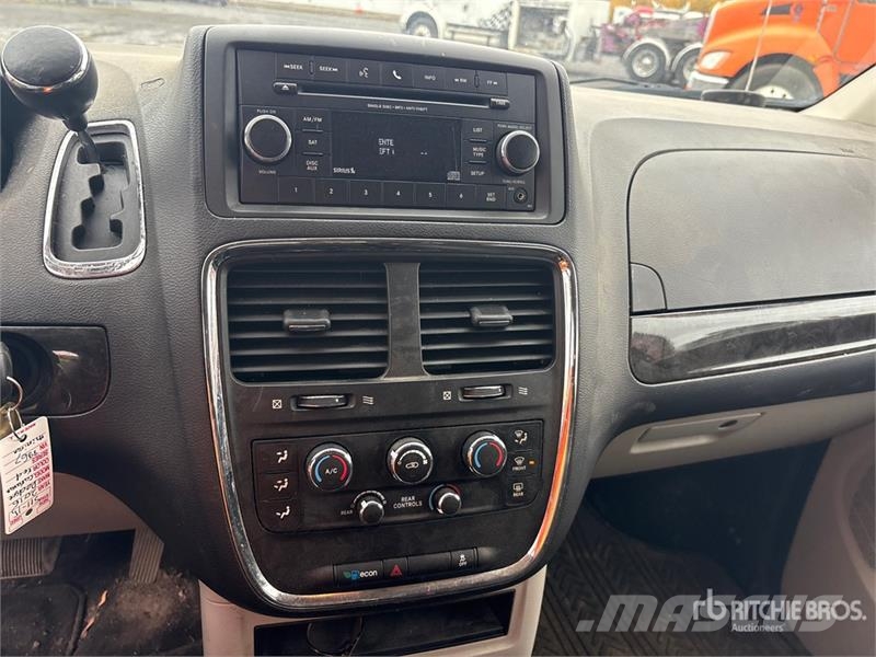 Dodge Caravan Minivan Carros