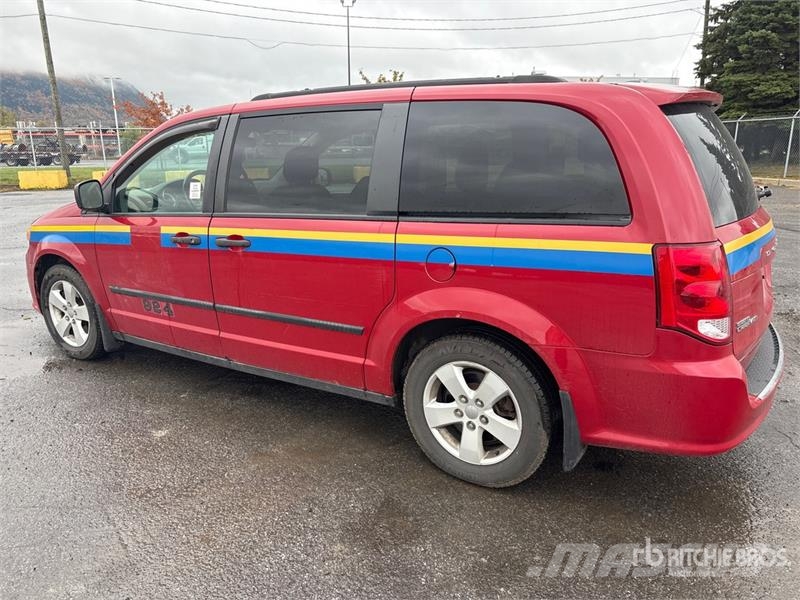 Dodge Caravan Minivan Carros