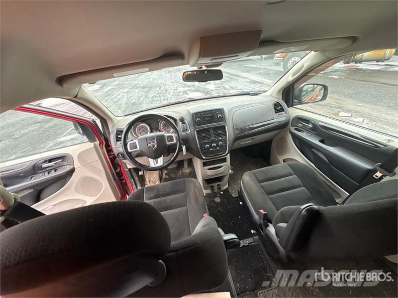 Dodge Caravan Minivan Carros