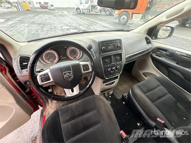 Dodge Caravan Minivan Carros