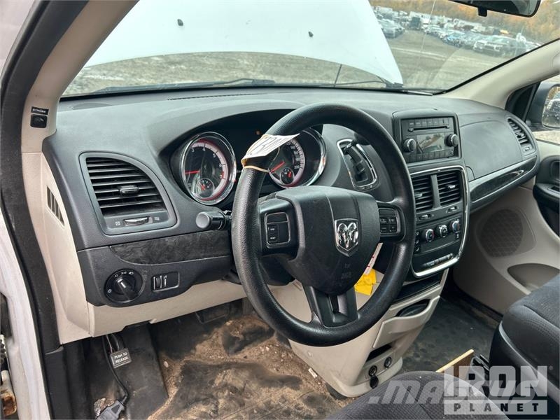 Dodge Caravan SE Cars