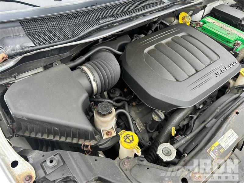 Dodge Caravan SE Cars