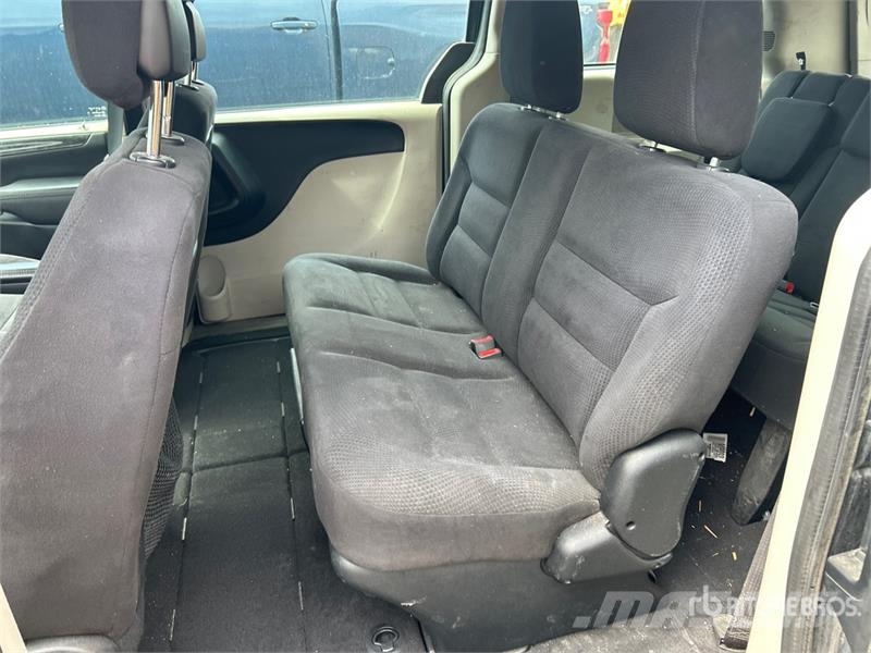 Dodge Grand Caravan Minivan (Inoperable) Автомобілі