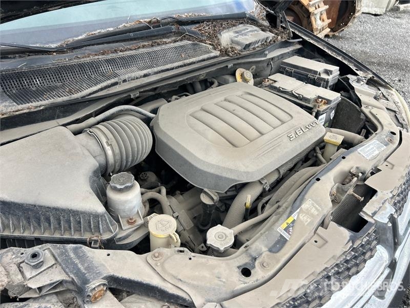 Dodge Grand Caravan Minivan (Inoperable) Автомобілі