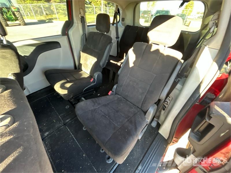 Dodge Grand Caravan SE سيارات