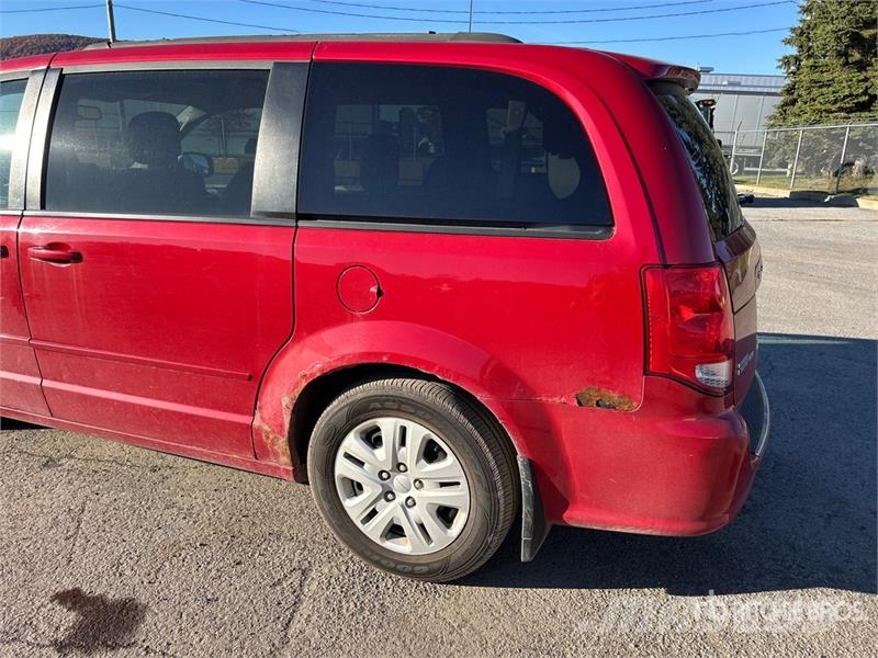 Dodge Grand Caravan SE سيارات