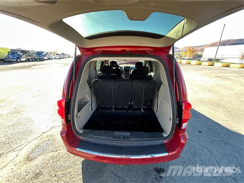 Dodge Grand Caravan SE سيارات