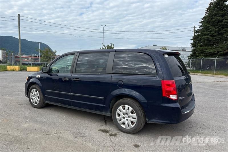 Dodge Grand Caravan SE Samochody osobowe