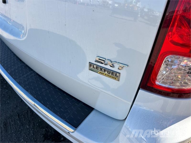 Dodge Grand Caravan SXT Minivan سيارات