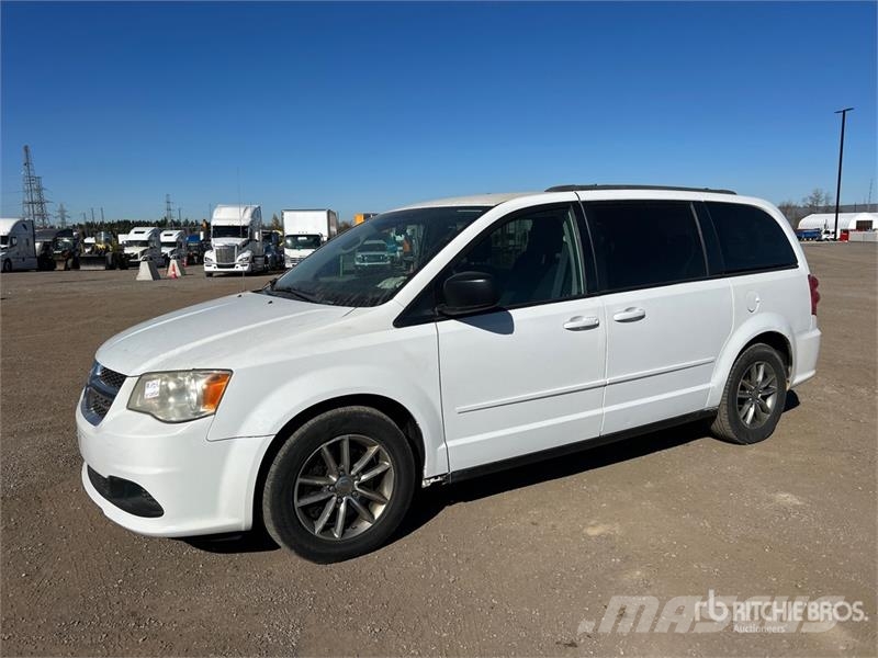 Dodge Grand Caravan SXT Minivan سيارات