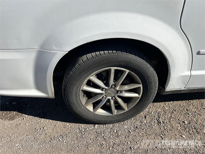 Dodge Grand Caravan SXT Minivan سيارات