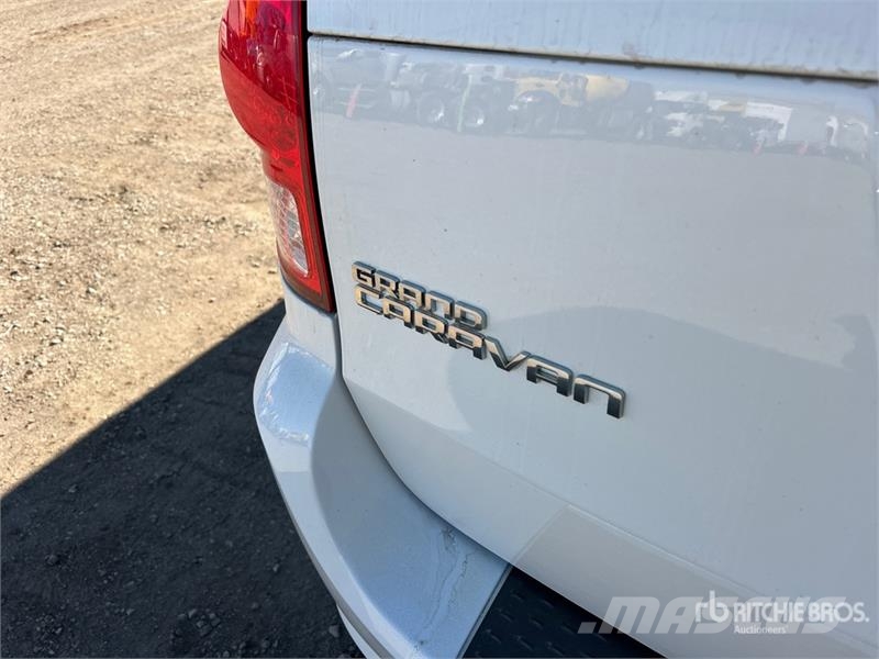 Dodge Grand Caravan SXT Minivan سيارات